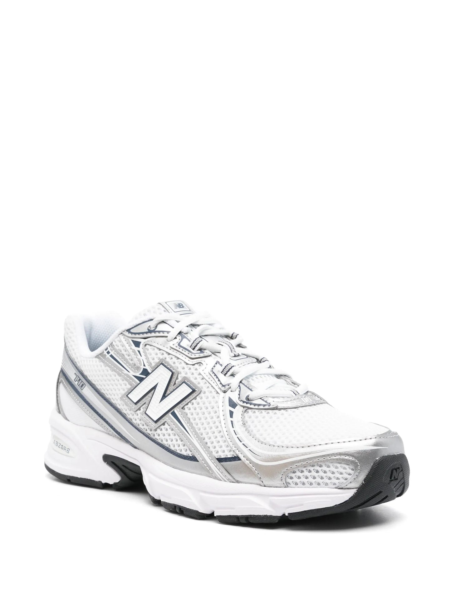 New Balance 740 White Navy - sneaker chunky blanche et marine vue de face