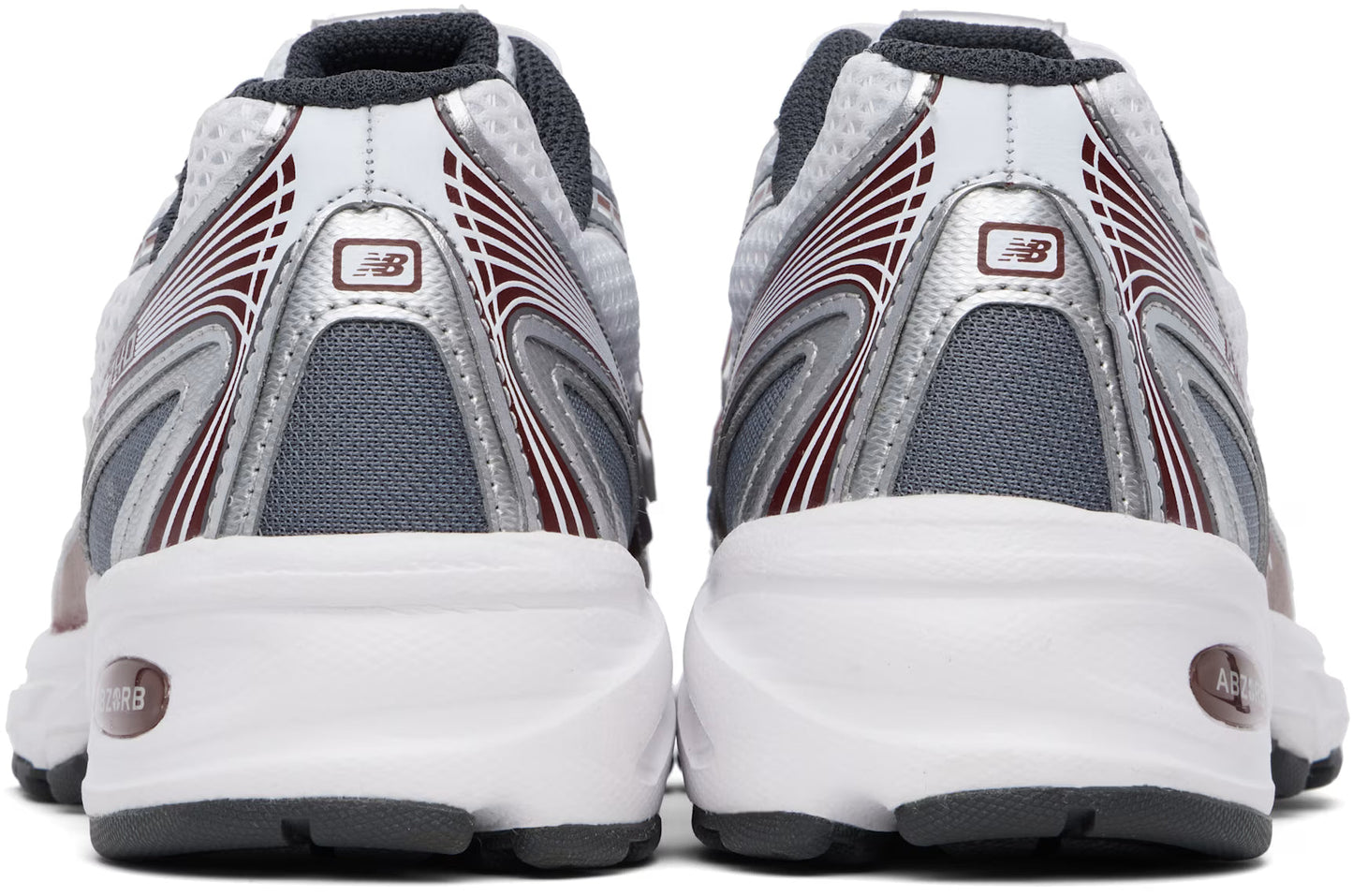 New Balance 740 Blanc Rouge - sneaker chunky blanche et rouge vue de face