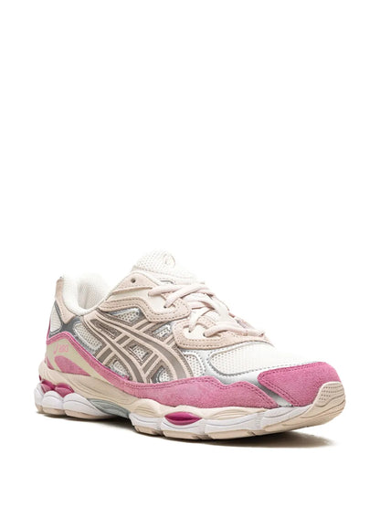 Asics Gel-NYC Strawberries Cream - sneaker rose et creme vue de face